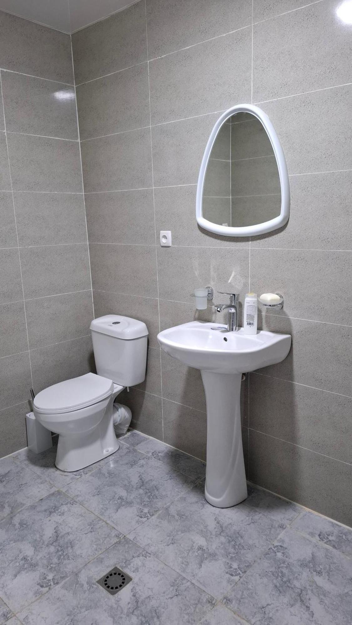 Ezo Hotel Jvari Phòng bức ảnh